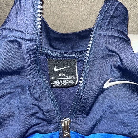Nike jacket 12 mos - Picture 3 of 3